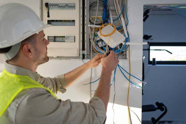 Best Emergency Electrical Repair  in Kewanee, IL